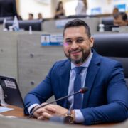 PL que cria Programa Municipal de Educação Financeira nas escolas vai à sanção do prefeito