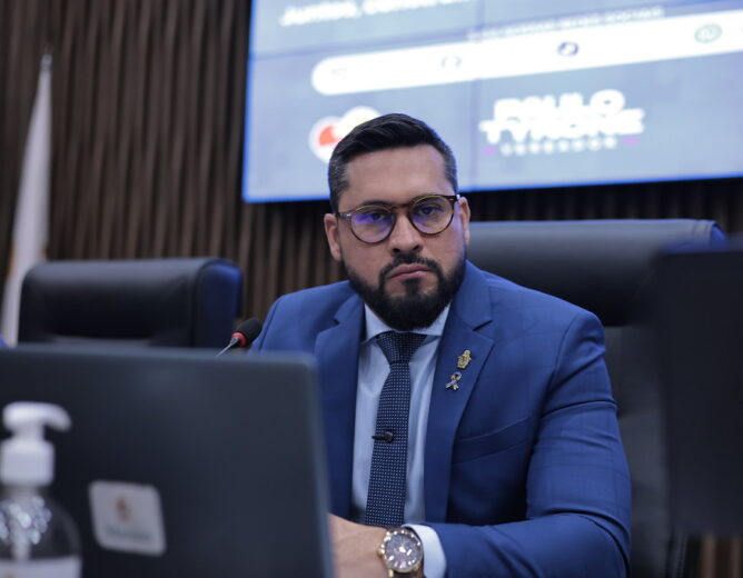Projeto de Lei propõe capacitação de profissionais da saúde para atendimento de pessoas com TEA